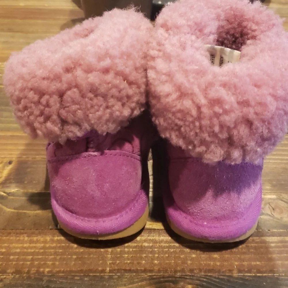 Toddler Girls Pink Sheepskin Boots Sz 10